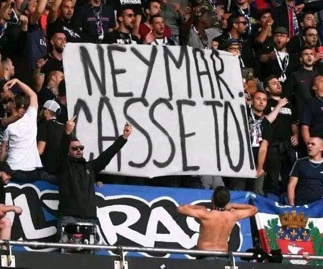 马克西：梅西就是足球史上的里程碑；格策那一脚依然难以释怀（马克西：梅西堪称足坛划时代人物，格策那一脚至今难释怀）