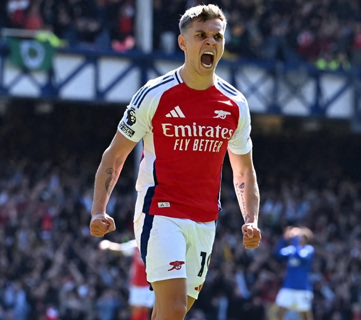 欧协联积分榜：斯特拉斯堡领跑，水晶宫距前8仅1分（欧协联积分形势：斯特拉斯堡居首，水晶宫距前八仅差1分）