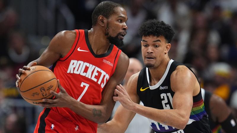 前11轮仅打进12球，斯基拉：罗马想在冬窗买新前锋和右脚边锋（前11场仅12球，斯基拉称罗马计划冬窗引进新中锋与右脚边锋）