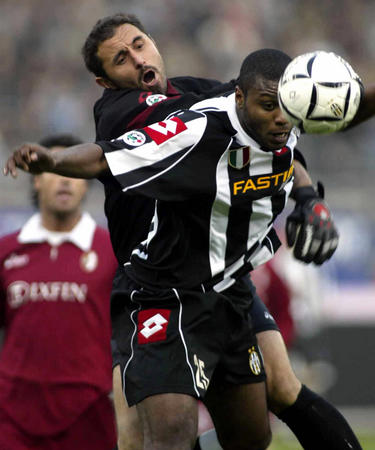 剑南春｜国米2-0客胜比萨，劳塔罗梅开二度，巴雷拉送助攻（剑南春 ｜ 国米客场2-0力克比萨：劳塔罗双响，巴雷拉献助攻）