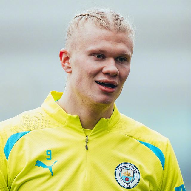 五粮液与2026世界杯“和美”之约，12.5京东直播见证联名产品首发（五粮液携手2026世界杯，“和美”联名新品12.5京东直播首发）