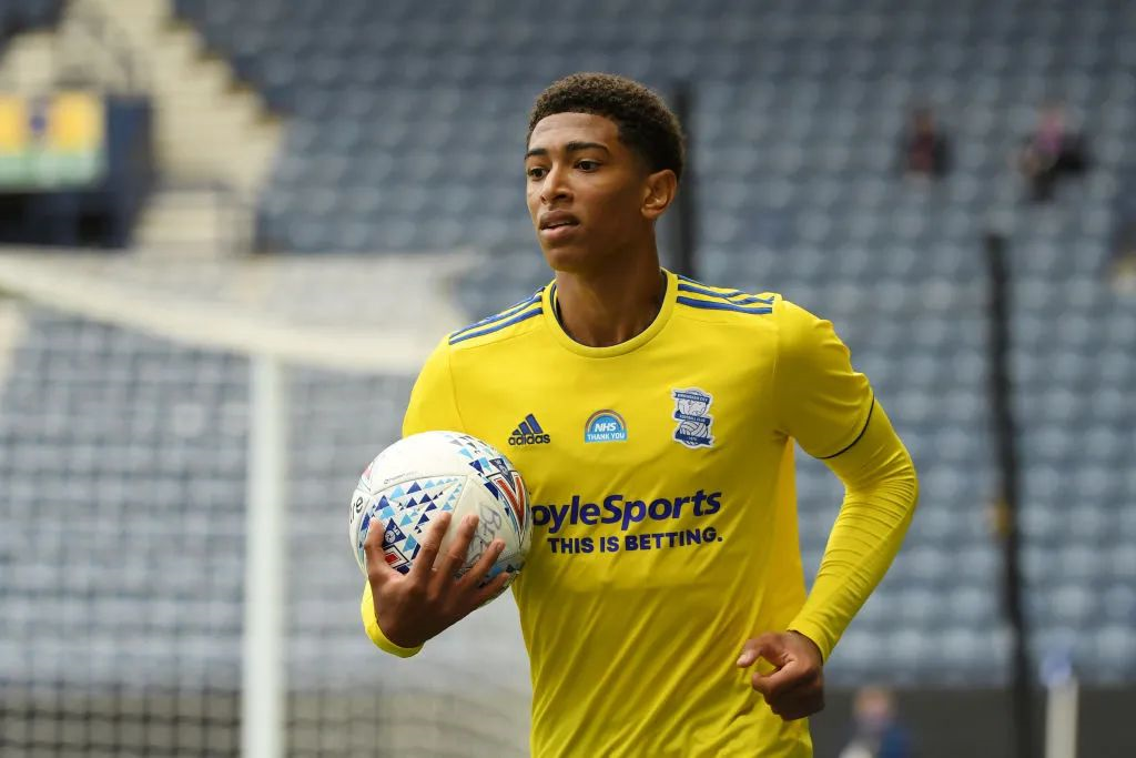 舍甫琴科：我喜欢这支米兰的热情；莱奥能在我那时的米兰踢球