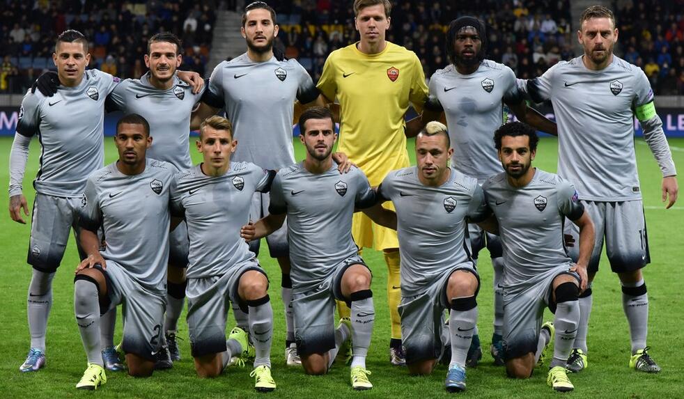 法尔克：二队前锋利契纳预计冬窗离队，拜仁希望加入回购条款（法尔克：拜仁二队射手利契纳大概率冬窗离队，拜仁拟设置回购条款）