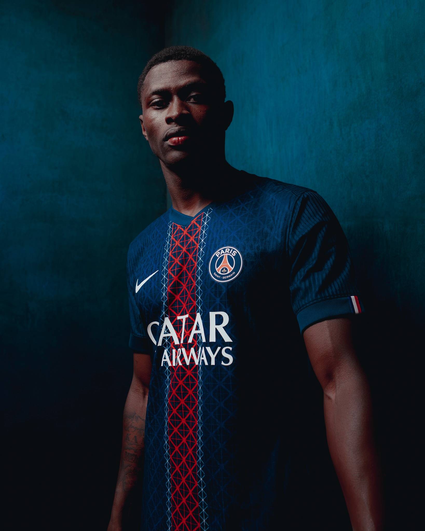 动漫展示欧冠新一轮第一比赛日的结果：（欧冠新一轮首个比赛日赛果动画一览）