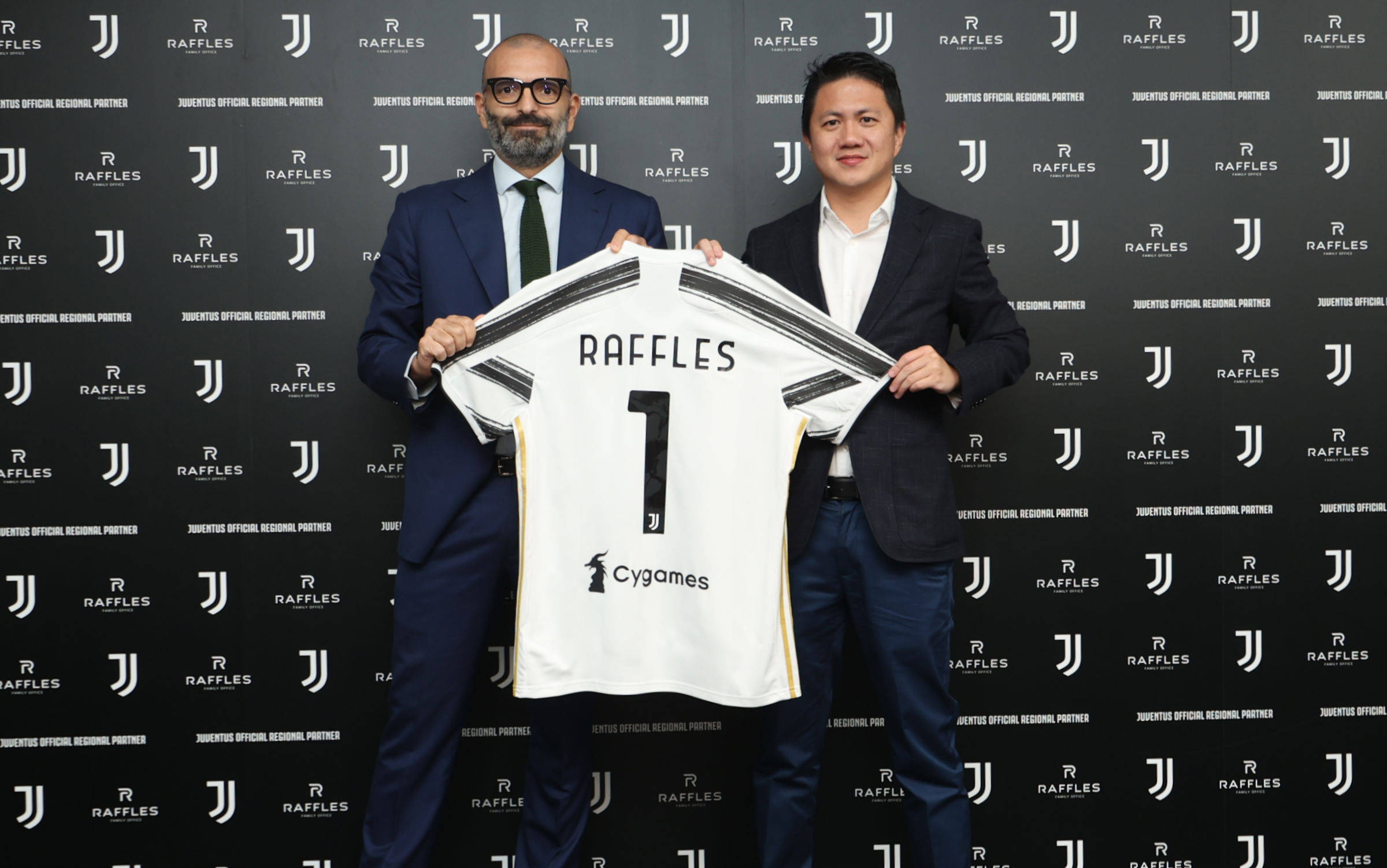 卡尔：如果我继续这样踢下去，当然是可以达到梅西那个水平的（卡尔自信表态：维持这种踢法，我有望达到梅西级别）