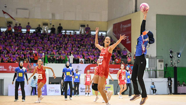 马蒂奇认为曼联卖麦克托米奈是错误，滕哈格表示同意（马蒂奇称曼联卖走麦克托米奈是失策，滕哈格表示赞同）