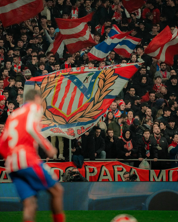 西媒：欧洲没球队愿满足维尼修斯薪资要求，和沙特没正式协议（西媒：欧洲俱乐部无人愿匹配维尼修斯薪水，尚未与沙特达成正式协议）