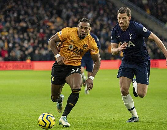 赵松源：想要帮助球队要先适应打法；希望脚下和头球兼备（赵松源：助球队先融入打法，力求脚下技术与头球并重）