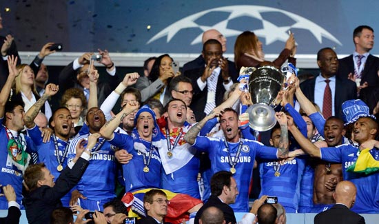 皇马0-2终结对塞尔塔西甲10连胜，此前22次联赛交锋20胜2平（皇马0-2负塞尔塔，西甲对其十连胜止步，近22次联赛交锋20胜2平）