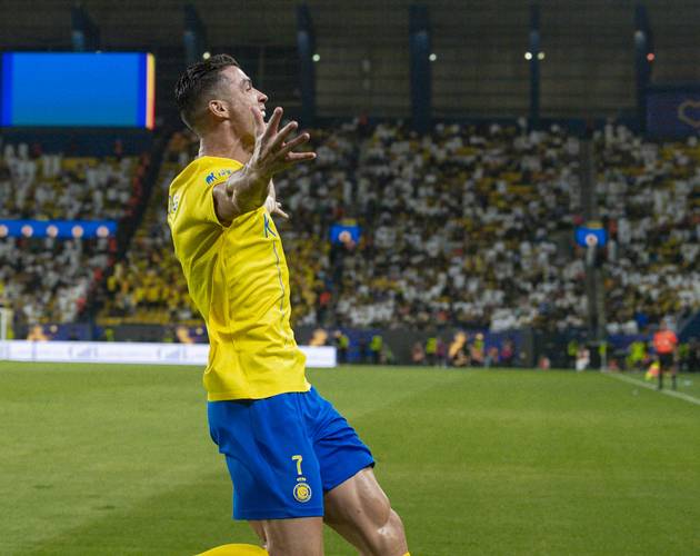 德天空：曼联已经找门德斯了解阿德耶米的情况