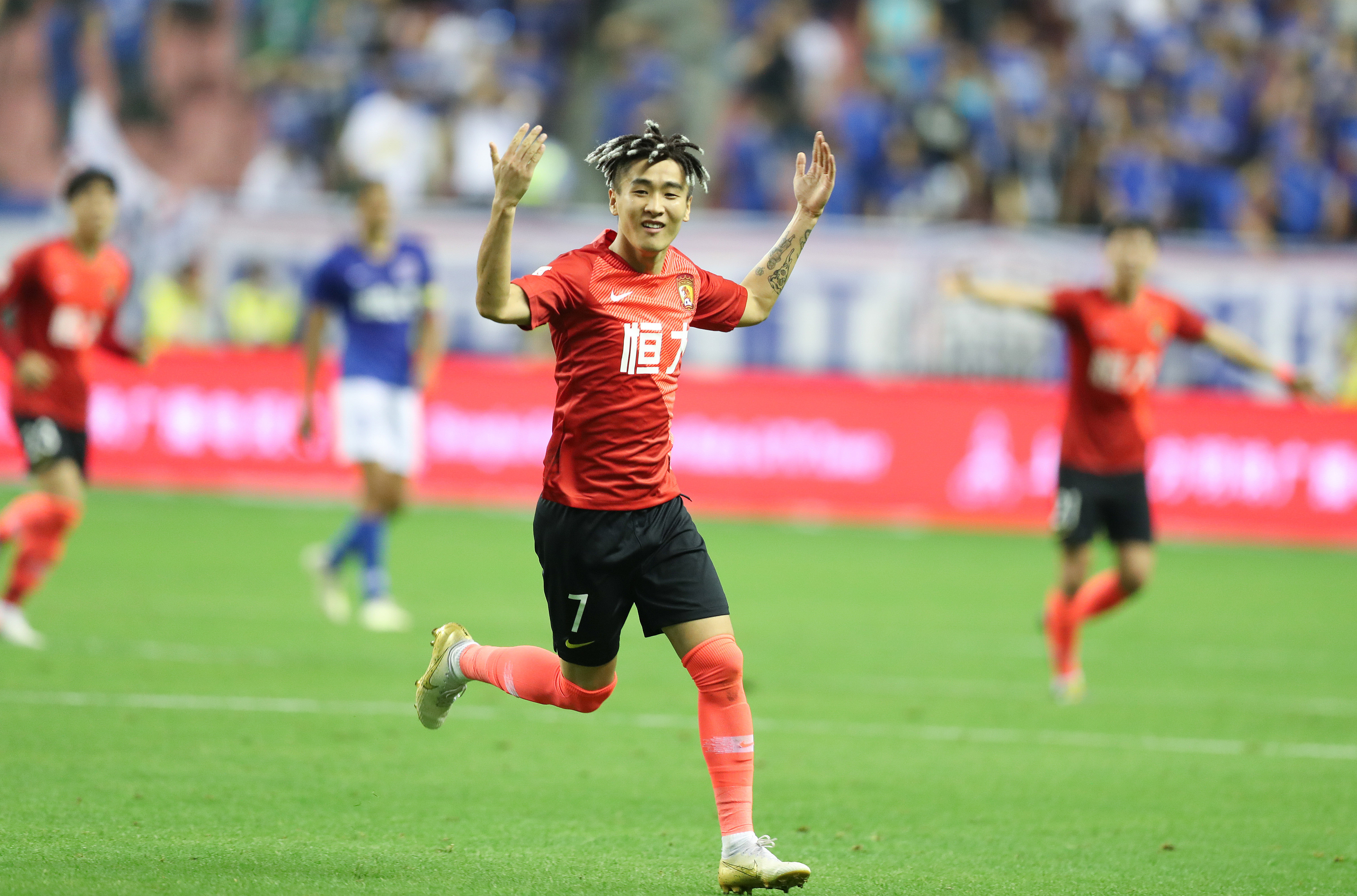 裁判负责人：米兰vs帕尔马的点球判罚正确，这很明显是点球（裁判主管：米兰战帕尔马点球判罚无误，明显应判点球）