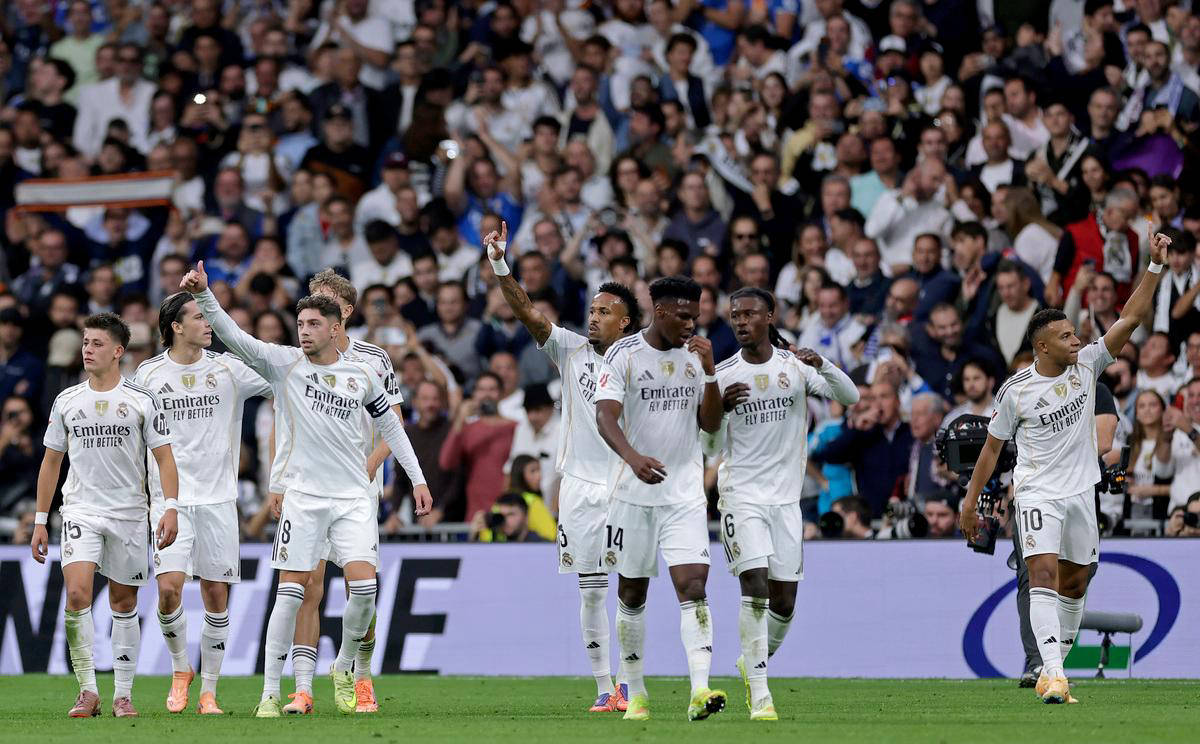 F-16又摔跤了，2025竞是“摔机本命年”，硬是拿了个三连冠（F-16再度坠机，2025俨然成“摔机本命年”，已连拿三连冠）