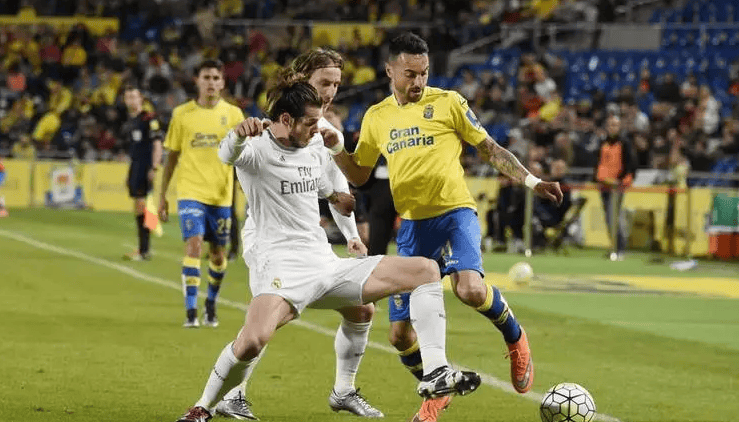 凯尔特人延续强势争冠势头（凯尔特人强势续写冲冠势头）