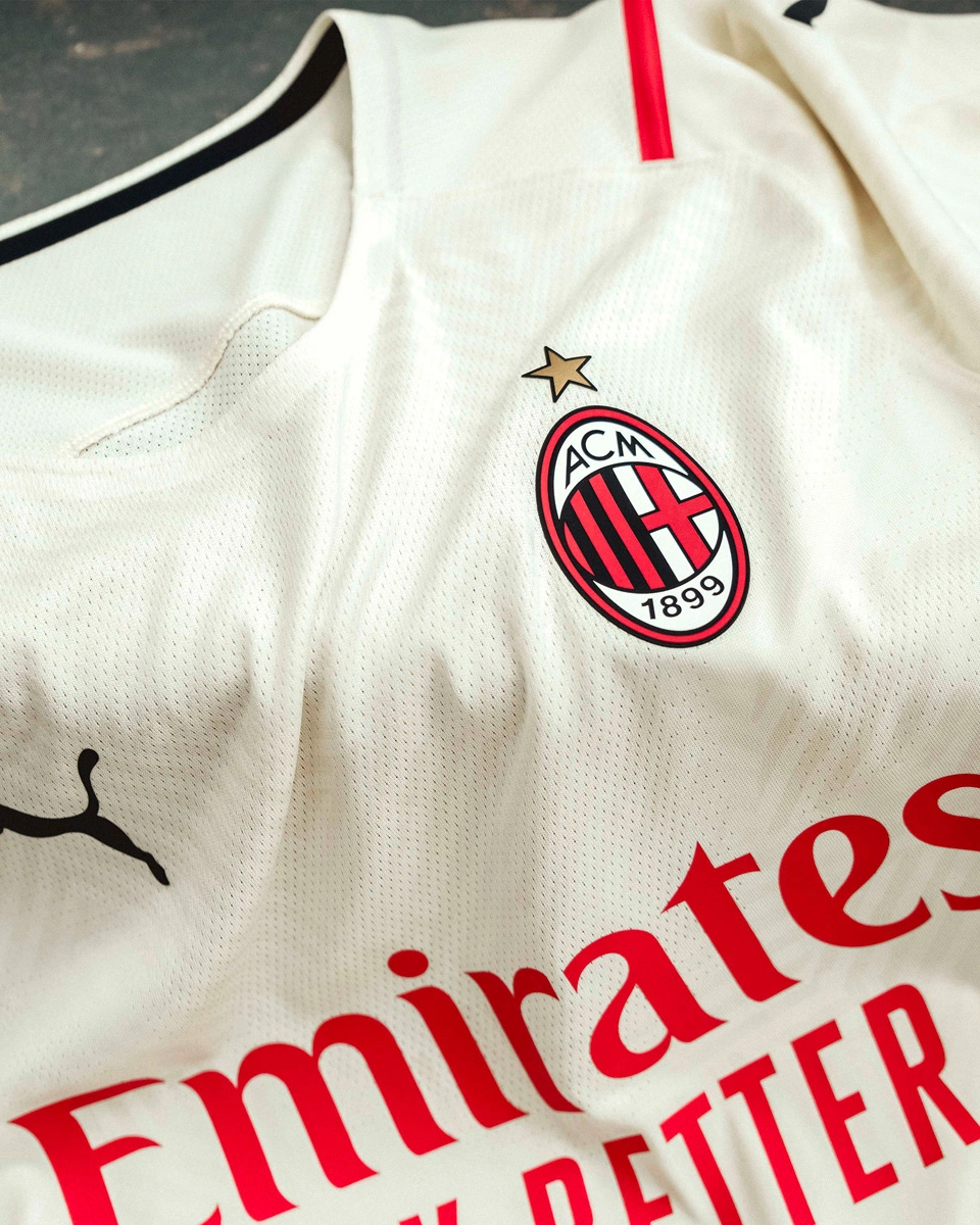 TA夸沃尔特马德：球风飘逸&进攻高效，不愧是“沃尔特梅西”（TA称赞沃尔特马德：球风优雅、进攻效率惊人，“沃尔特梅西”实至名归）