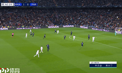 那个拥抱是整场最暖的一幕